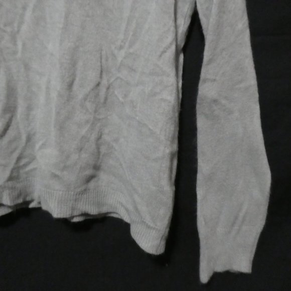 PRIMARK | small 6-8 | V-Neck Pullover Long Sleeve Light Sweater | NWOT - Picture 9 of 15